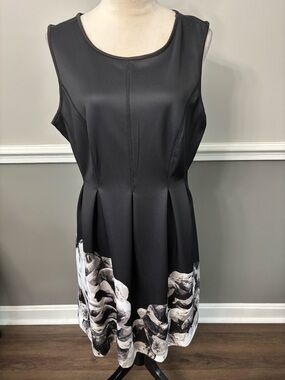 Kohl's Black Sleeveless Midi Dress with Monochrome Floral Hem